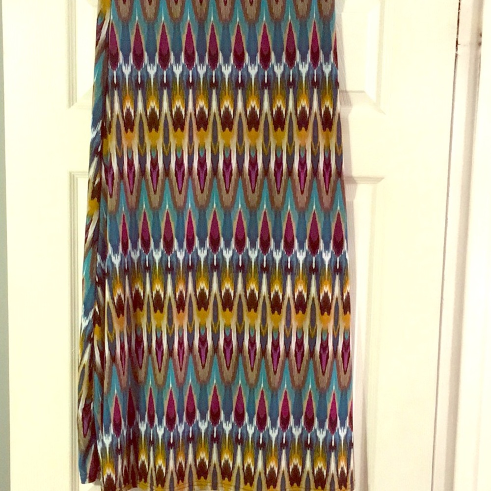 Women’s maxi skirt. Peacock colors. Size M-L